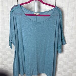 Midis Blue Women's‎ Top